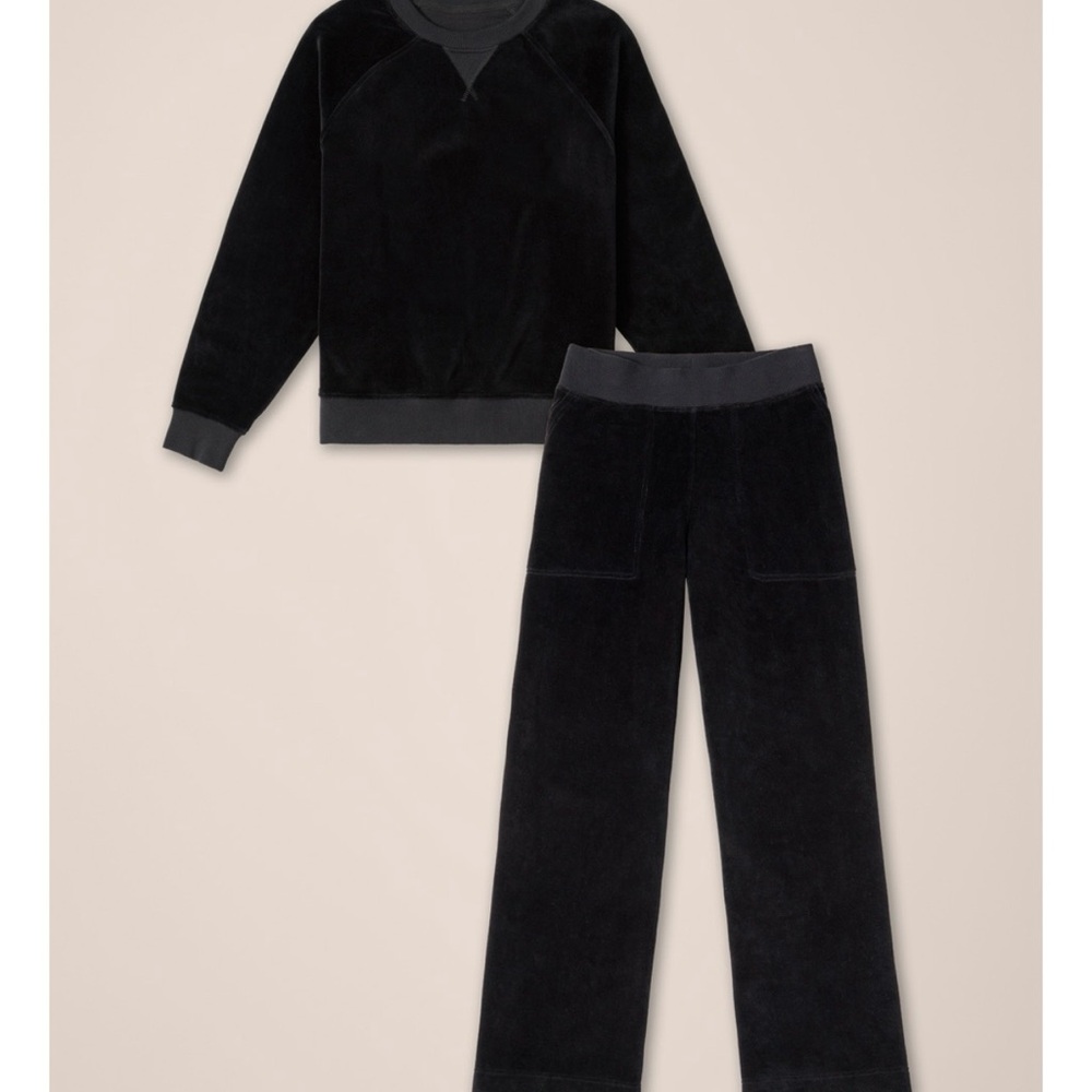 Pact Pure Velour Set in Midnight Blue